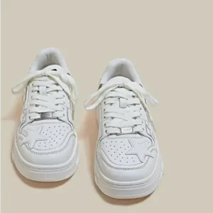 Fashionpared Women Fashion Color Block Star Round Toe Thick-Soled Sneakers